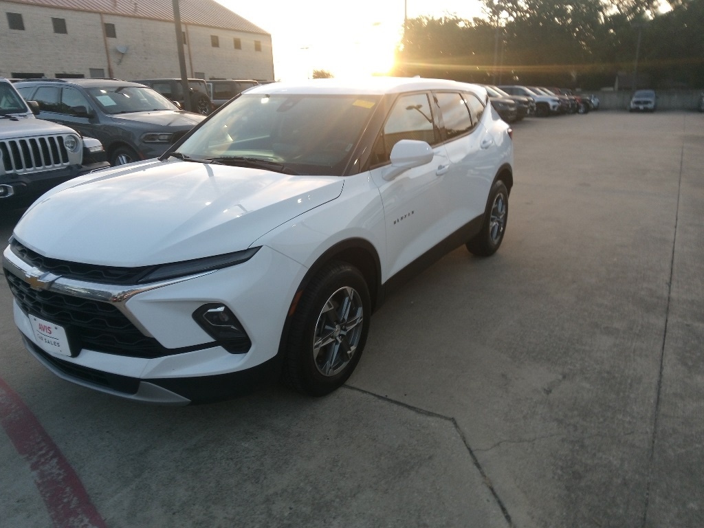 Thumbnail: 2023 Chevrolet Blazer - 1