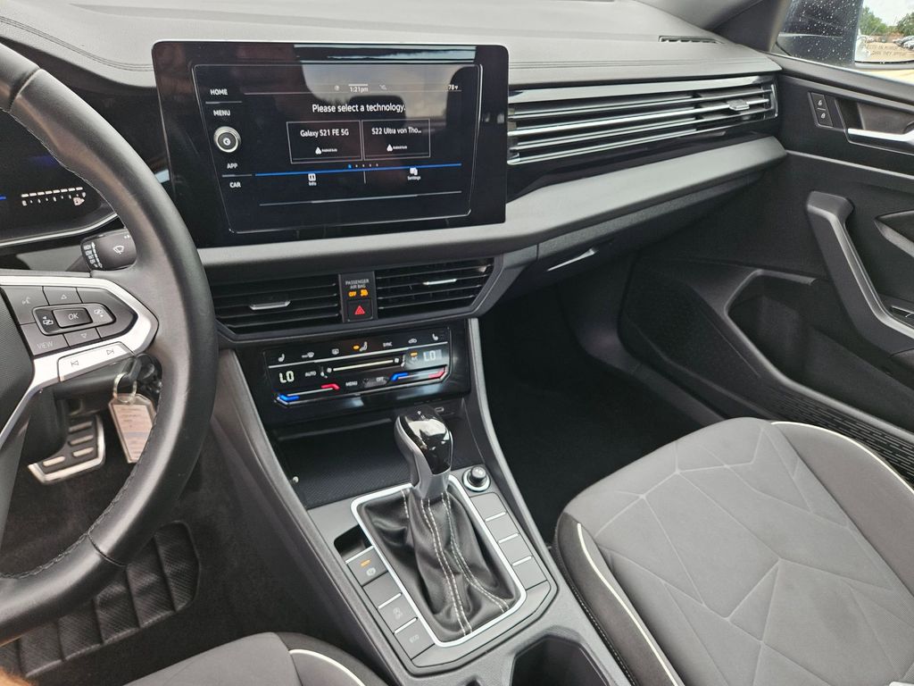 Thumbnail: 2025 Volkswagen Jetta - 20