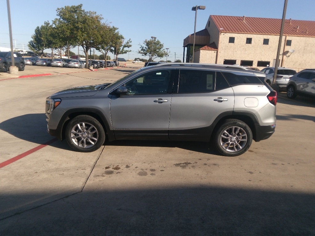 Thumbnail: 2024 GMC Terrain - 8