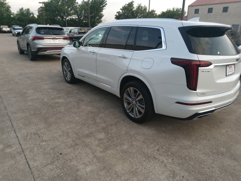2024 Cadillac XT6 Premium Luxury 4