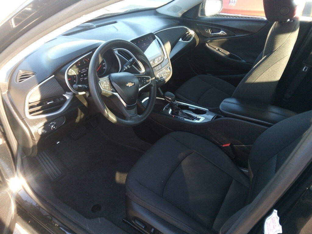 Thumbnail: 2024 Chevrolet Malibu - 8