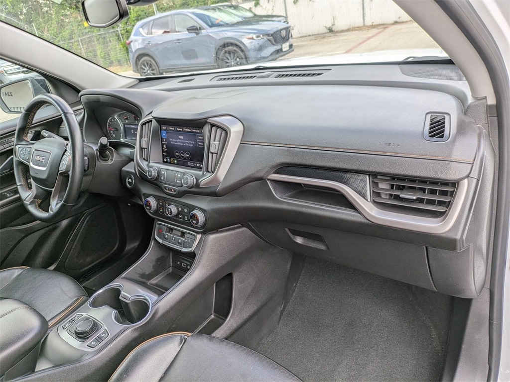 Thumbnail: 2023 GMC Terrain - 32