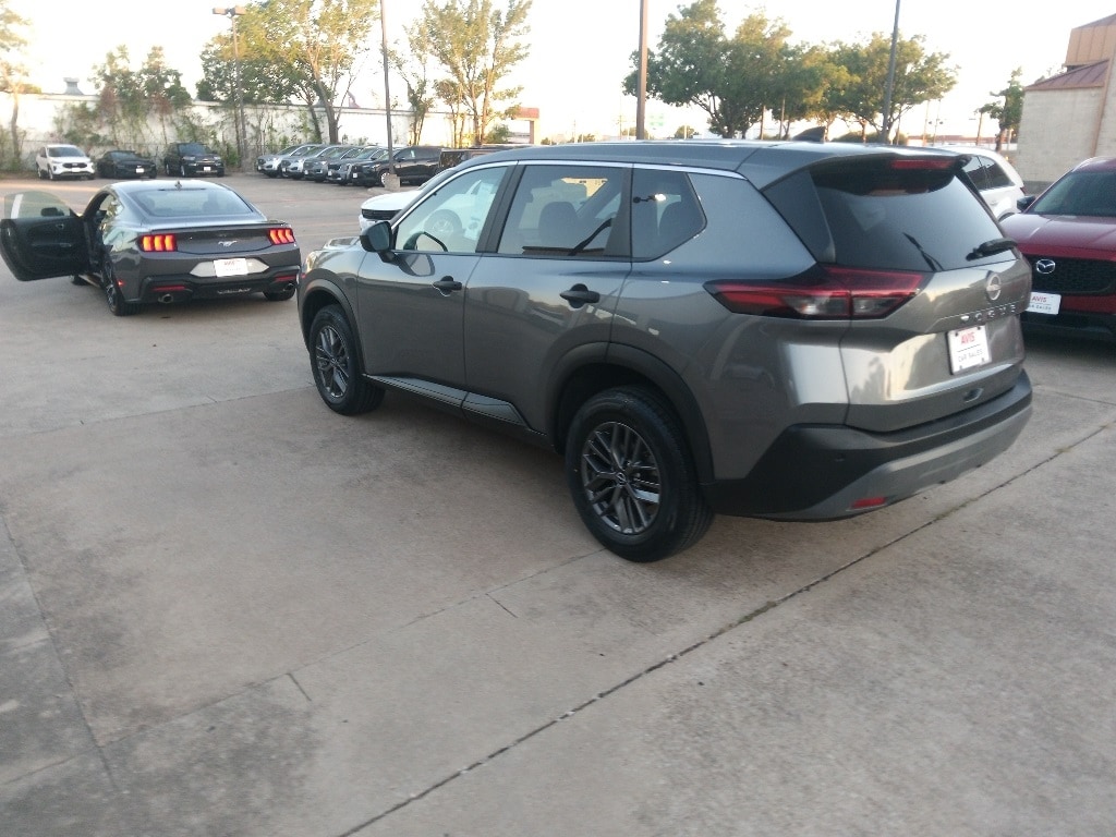 Thumbnail: 2023 Nissan Rogue - 4