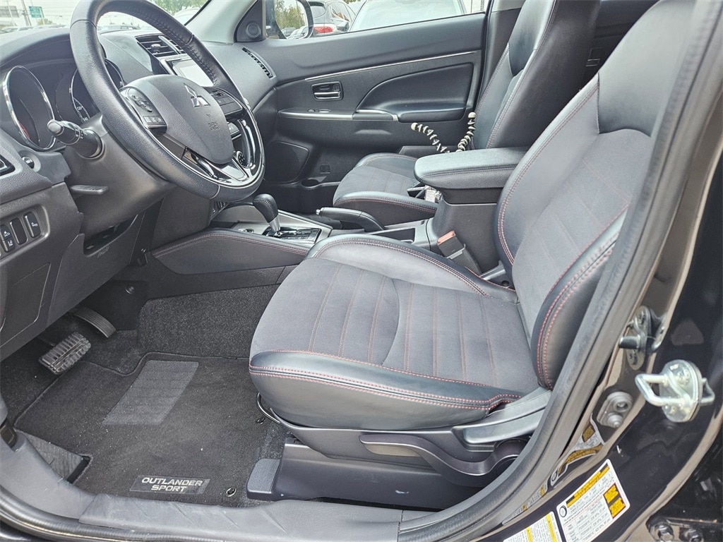 Thumbnail: 2024 Mitsubishi Outlander Sport - 11