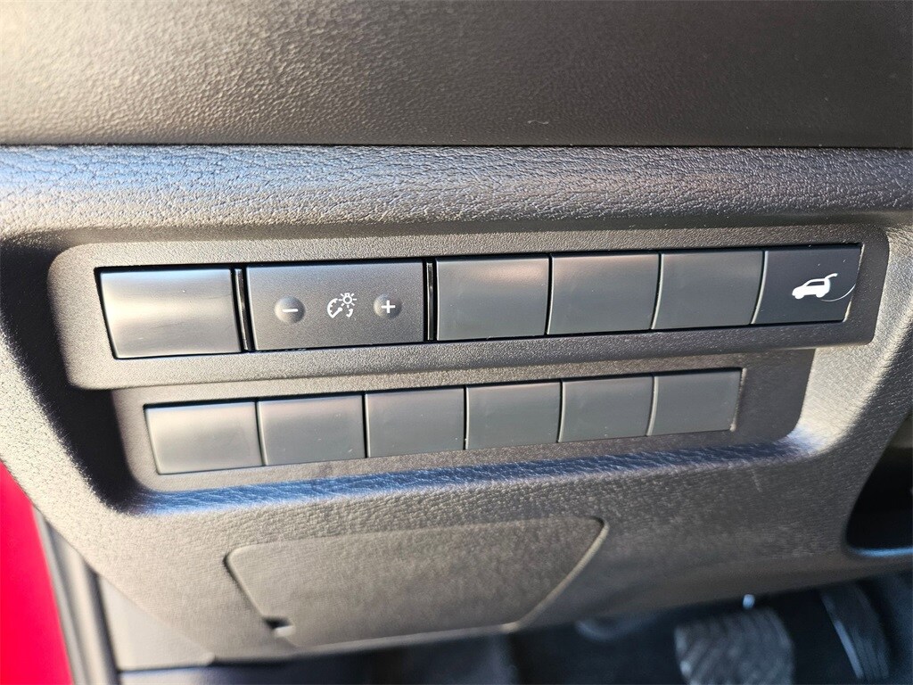 Thumbnail: 2025 Mitsubishi Outlander - 24