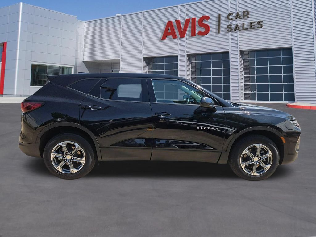 Thumbnail: 2025 Chevrolet Blazer - 7