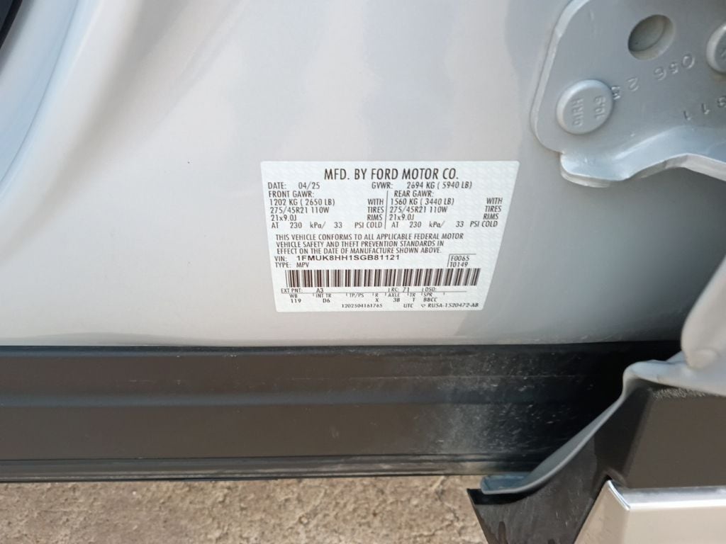 Thumbnail: 2025 Ford Explorer - 4