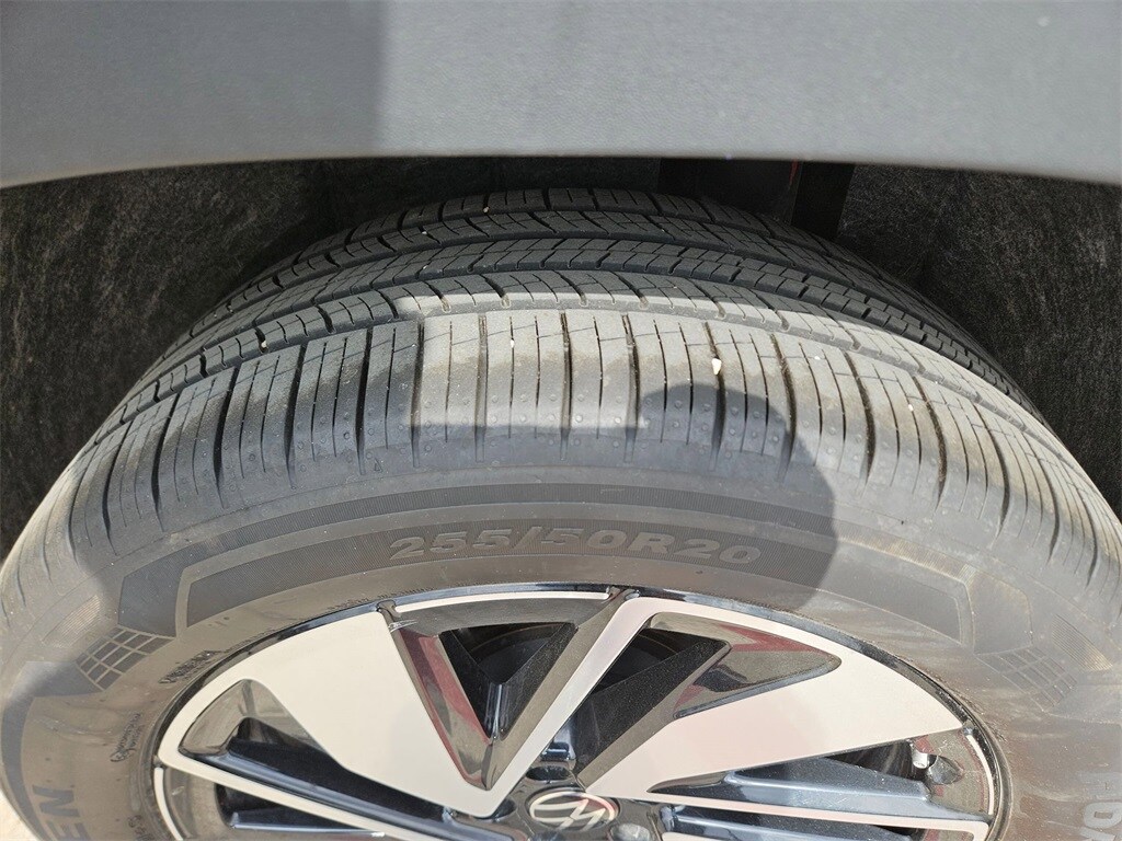 Thumbnail: 2025 Volkswagen Atlas - 26