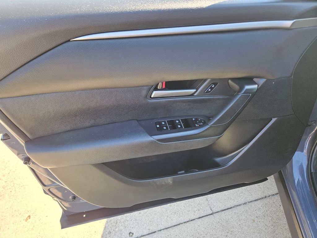 Thumbnail: 2025 Mazda CX-50 - 14