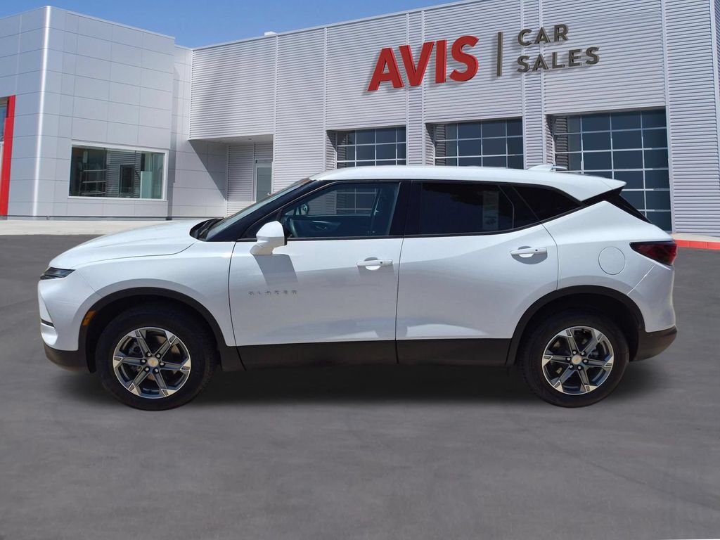 Thumbnail: 2025 Chevrolet Blazer - 10