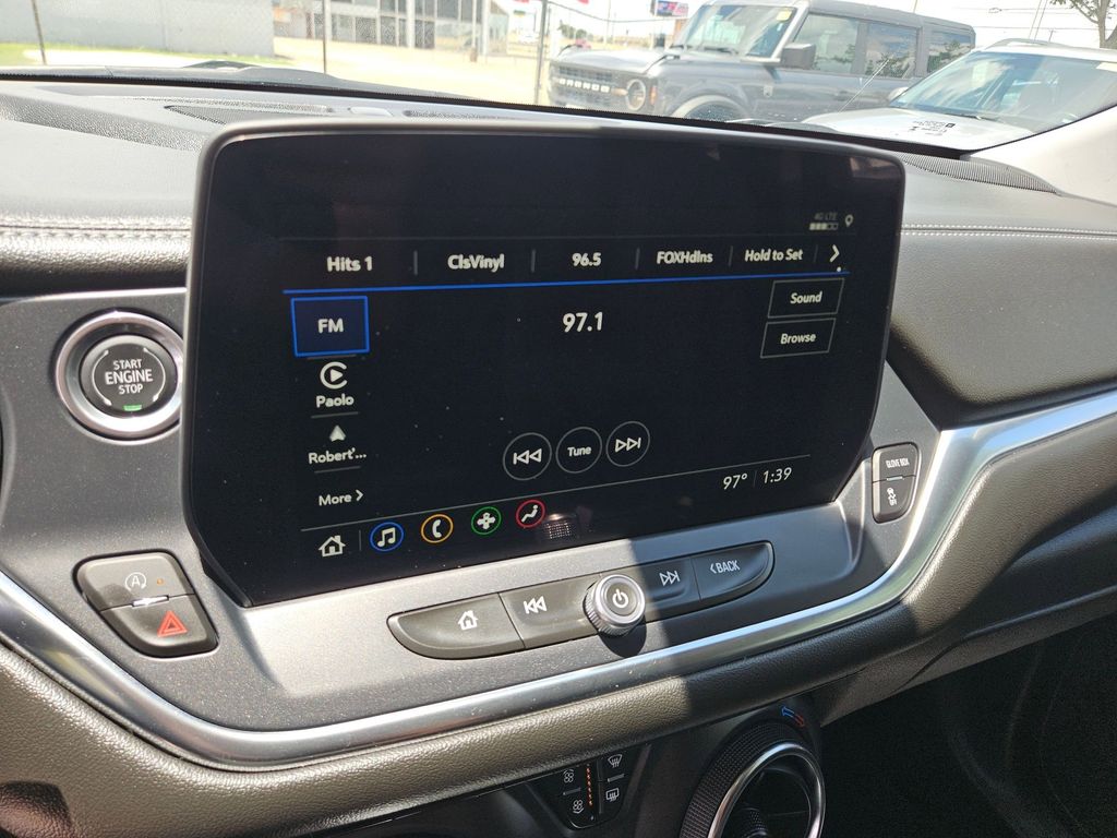 Thumbnail: 2025 Chevrolet Blazer - 21