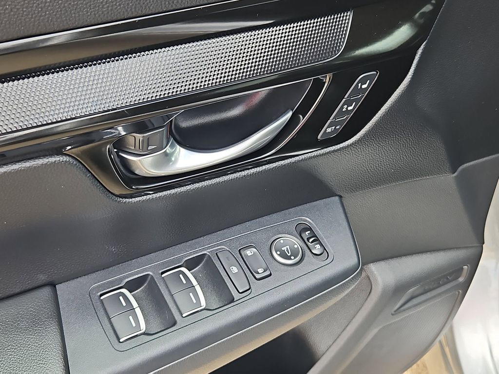 Thumbnail: 2025 Honda CR-V - 13