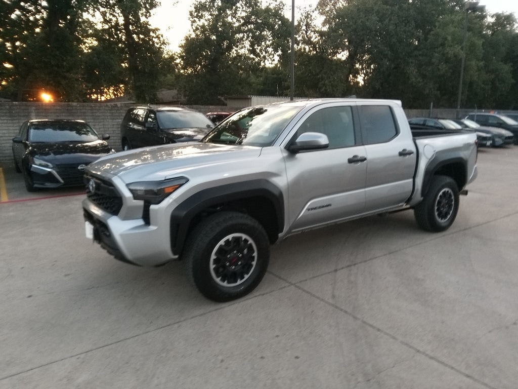 Thumbnail: 2025 Toyota Tacoma - 1