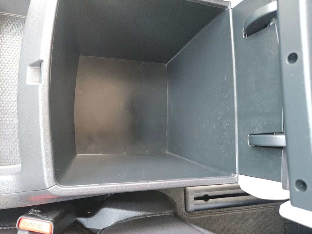 Thumbnail: 2024 Kia Carnival - 28