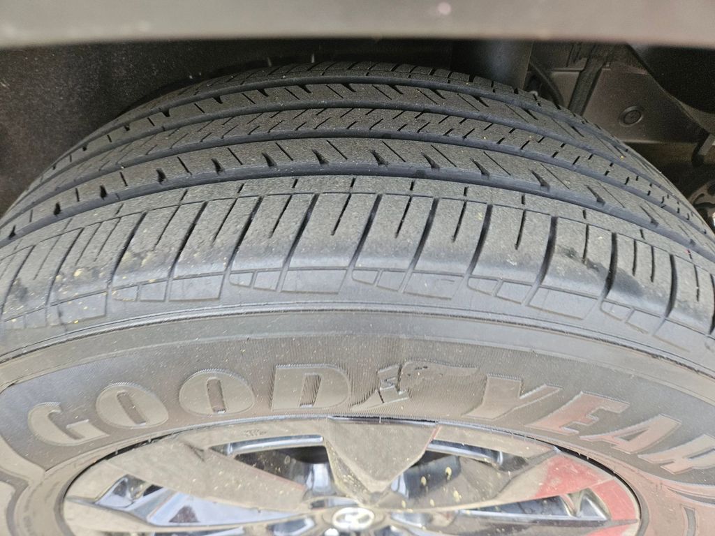 Thumbnail: 2025 Mazda CX-50 - 27