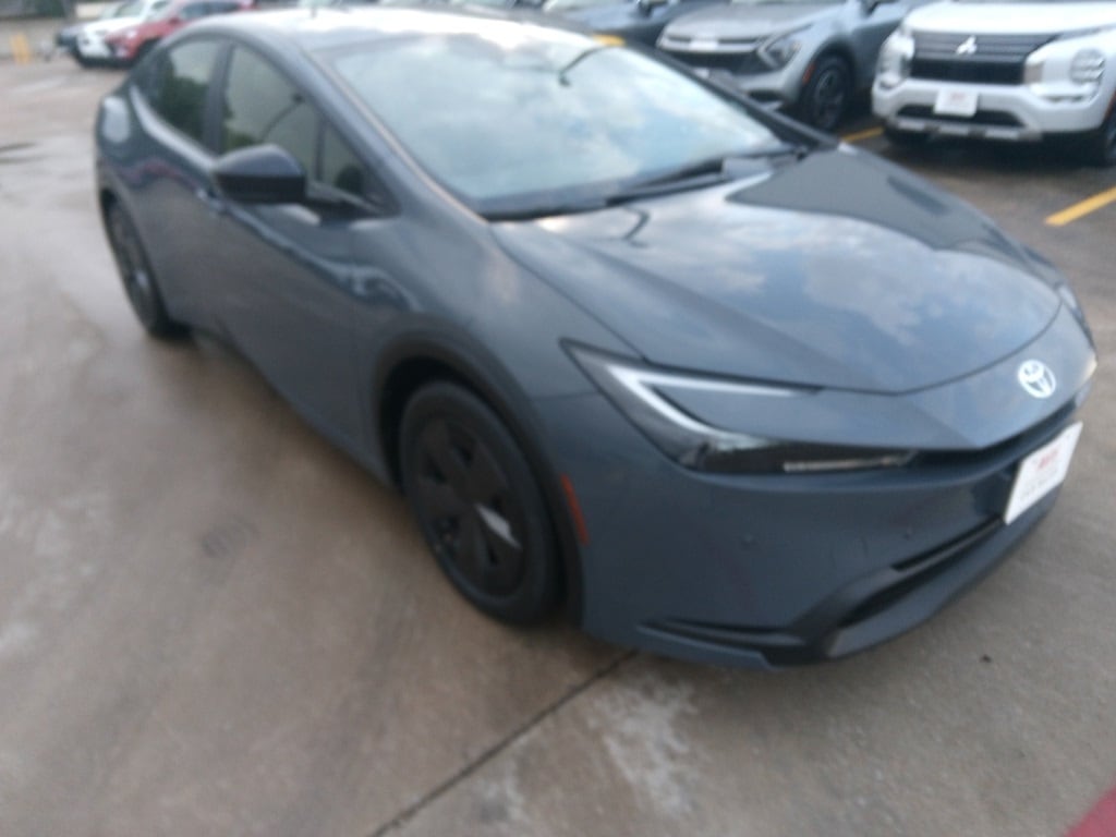 Thumbnail: 2024 Toyota Prius - 3