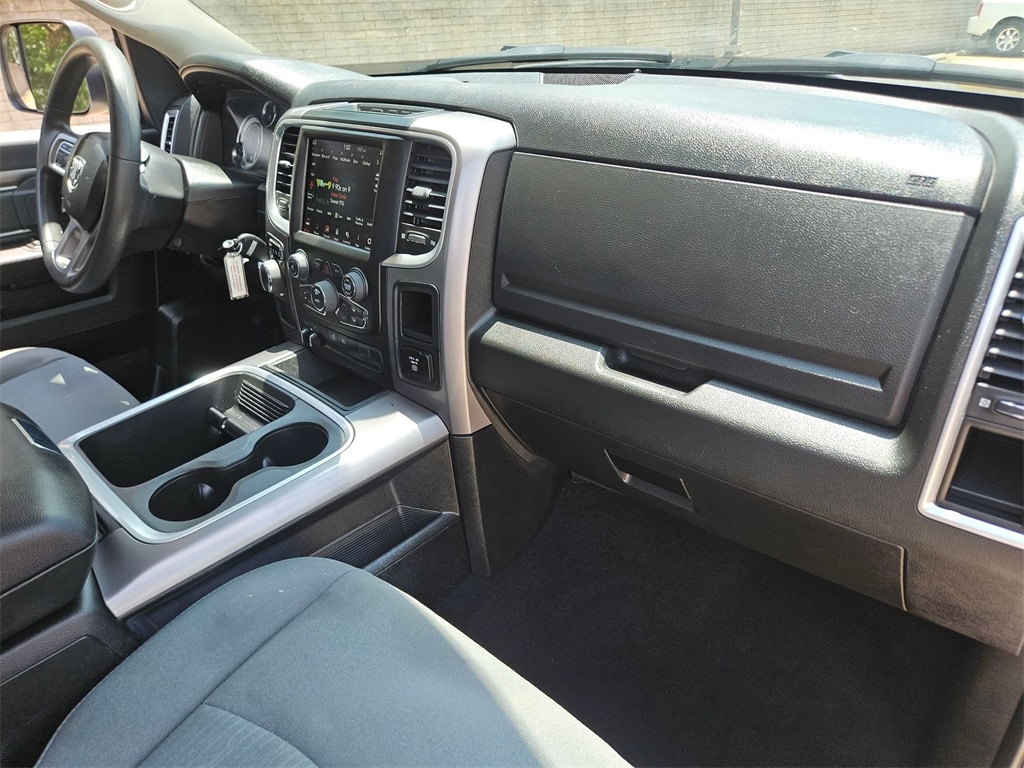 Thumbnail: 2023 RAM 1500 Classic - 33