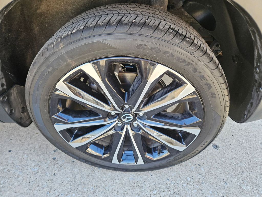 Thumbnail: 2025 Mazda CX-50 - 24