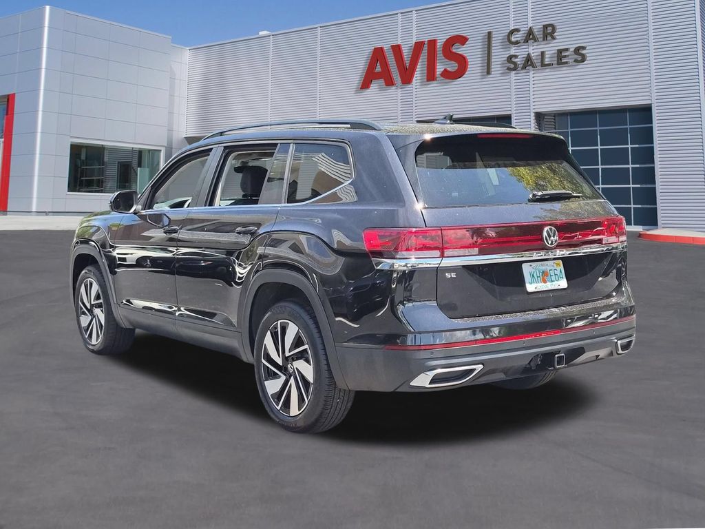 2025 Volkswagen Atlas SE w/Tech - Photo 9