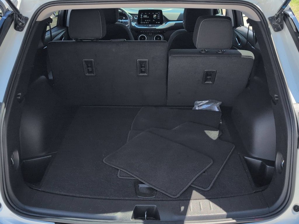2025 Chevrolet Blazer 2LT - Photo 28