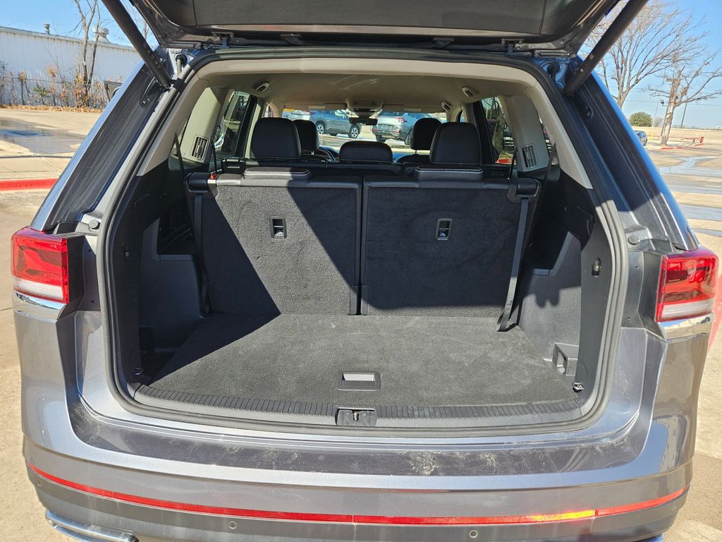 Thumbnail: 2025 Volkswagen Atlas - 24