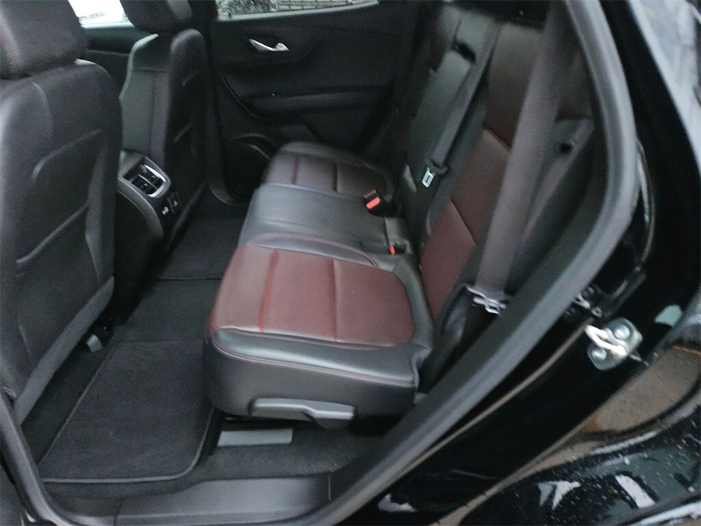 Thumbnail: 2025 Chevrolet Blazer - 25