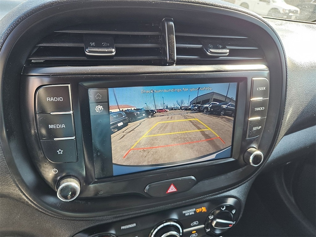 Thumbnail: 2023 Kia Soul - 22