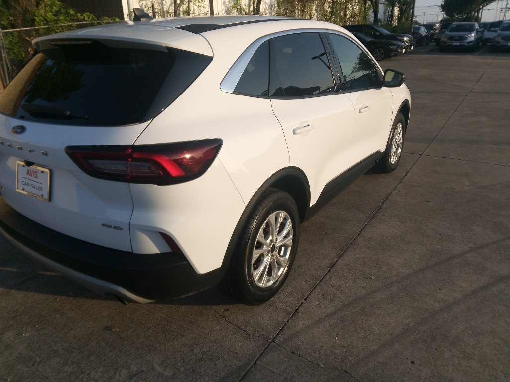 Thumbnail: 2024 Ford Escape - 6