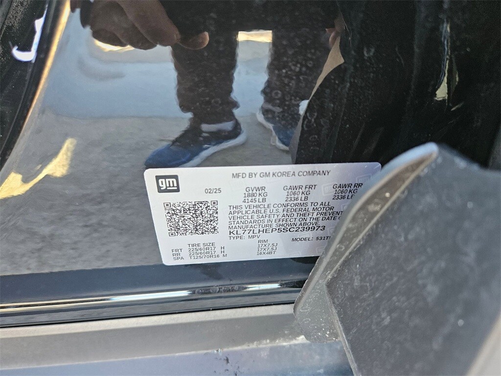 Thumbnail: 2025 Chevrolet Trax - 28