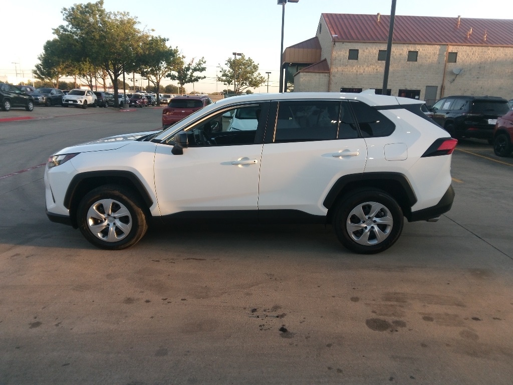 Thumbnail: 2025 Toyota RAV4 - 4