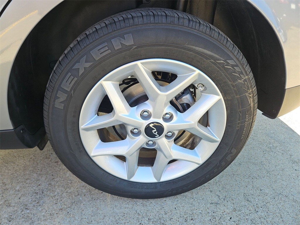 Thumbnail: 2024 Kia Soul - 25