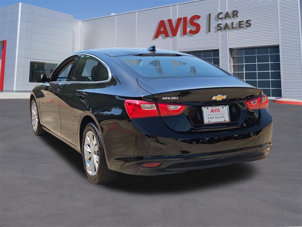 Thumbnail: 2023 Chevrolet Malibu - 9