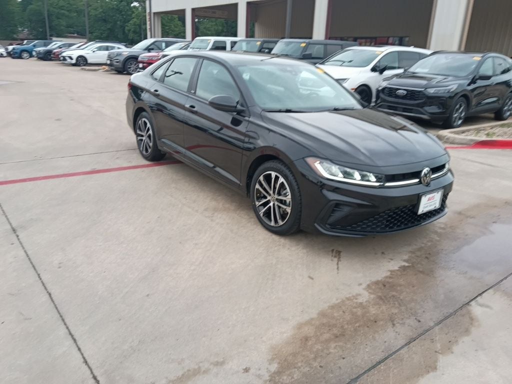 Thumbnail: 2025 Volkswagen Jetta - 6