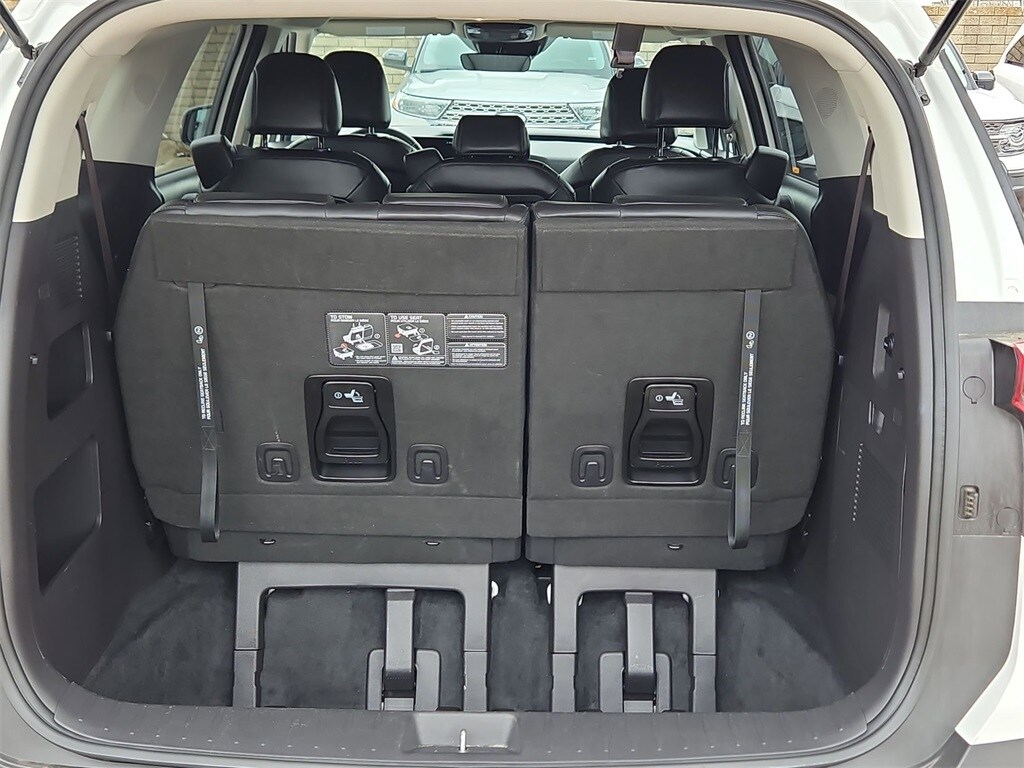 Thumbnail: 2025 Kia Carnival - 29