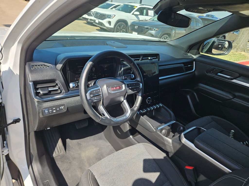 Thumbnail: 2025 GMC Terrain - 13