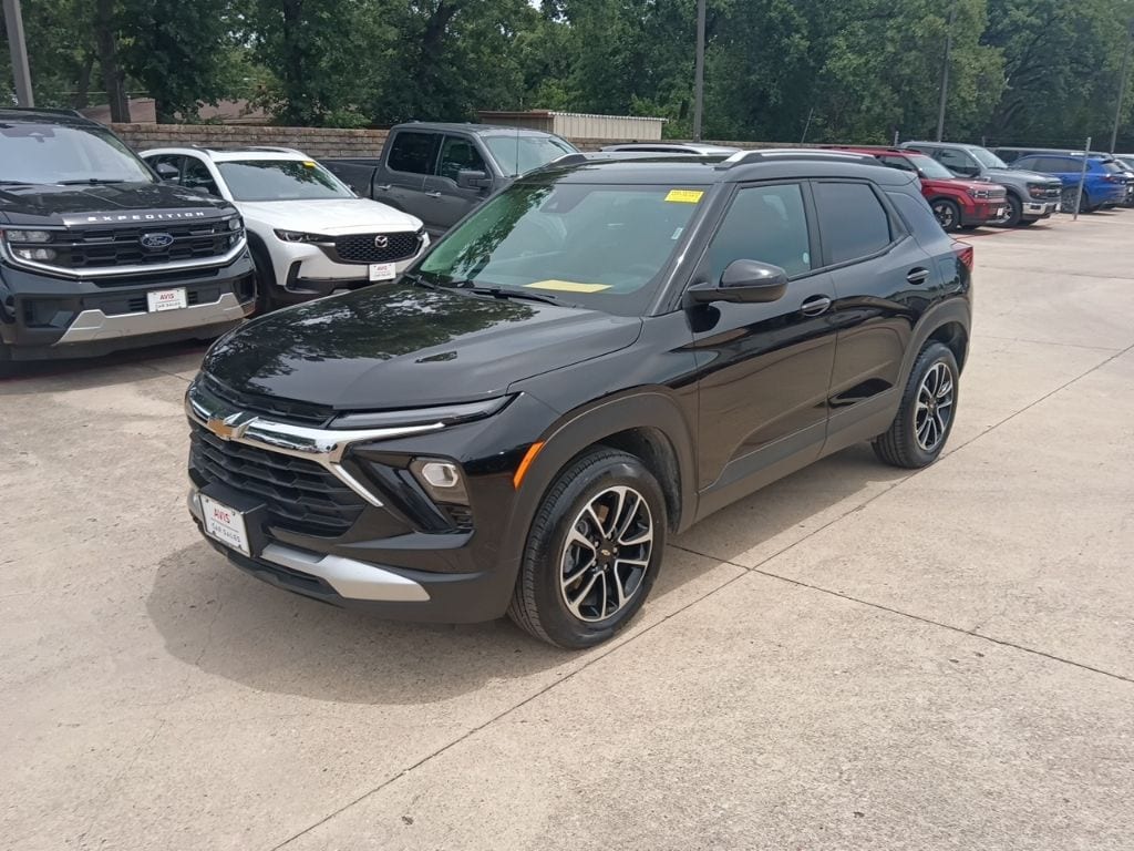 Thumbnail: 2025 Chevrolet TrailBlazer - 1