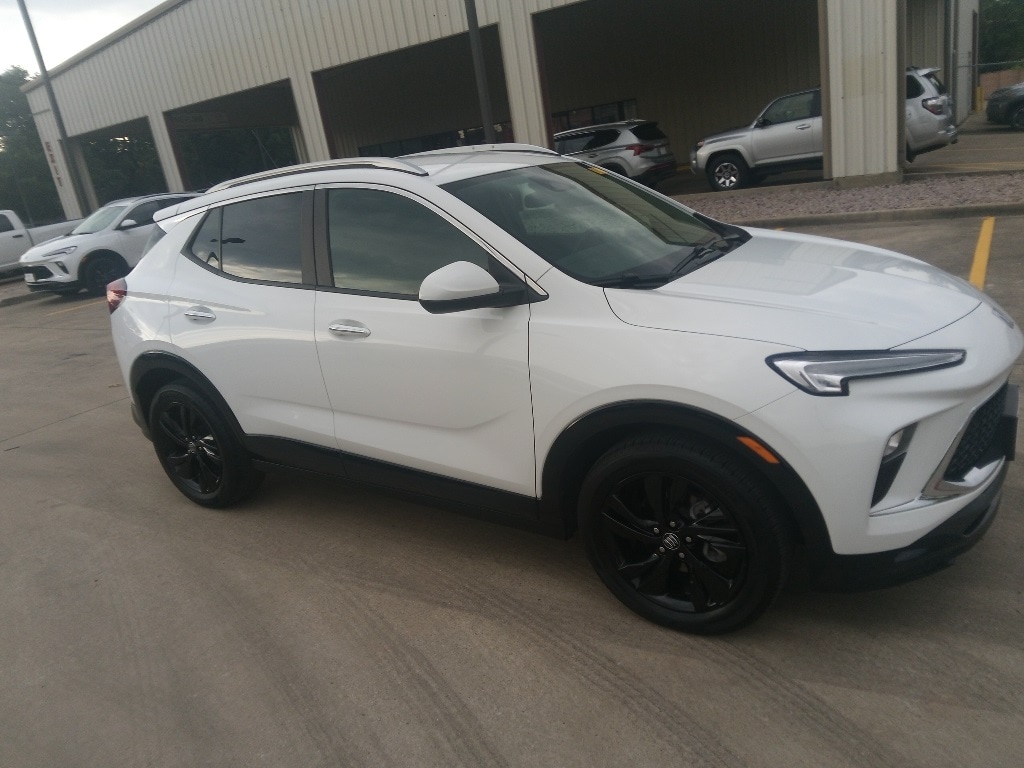 Thumbnail: 2024 Buick Encore GX - 8
