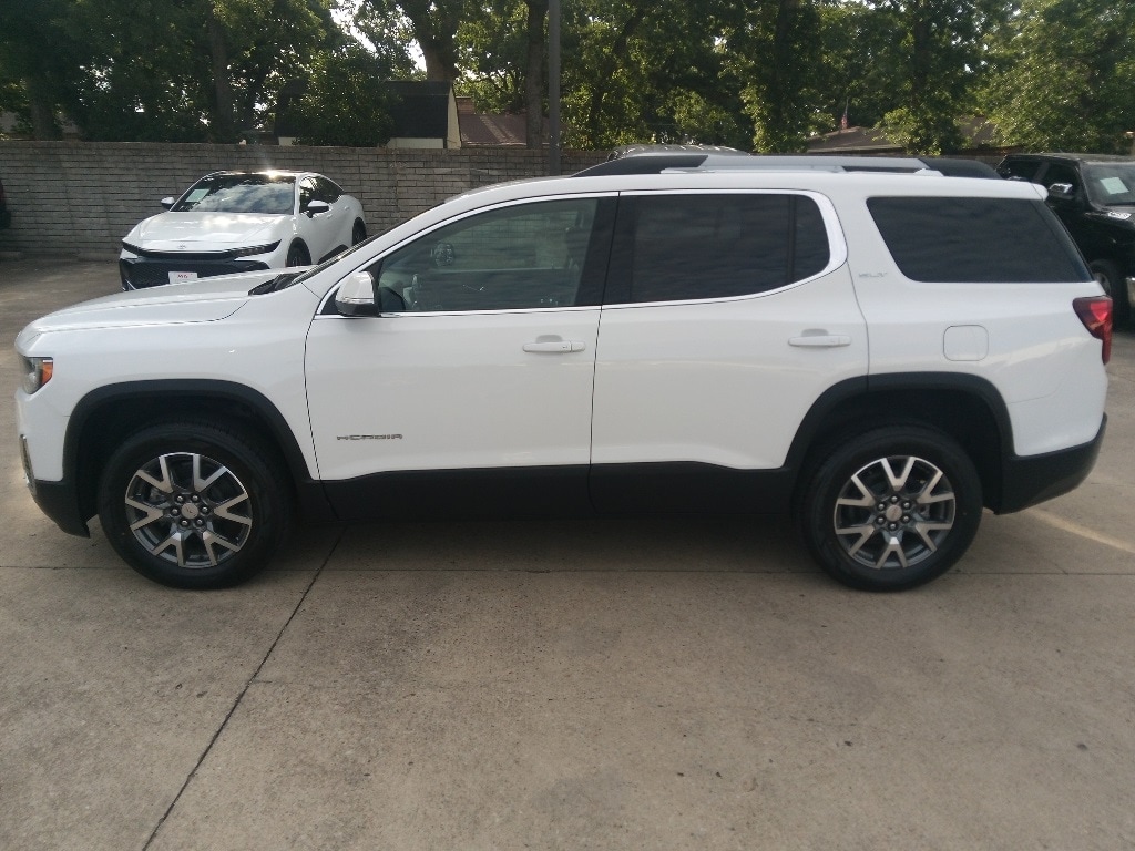 Thumbnail: 2023 GMC Acadia - 3