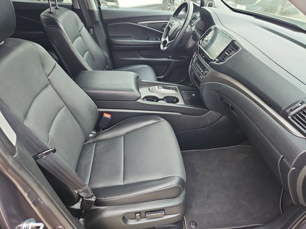 Thumbnail: 2025 Honda Ridgeline - 30