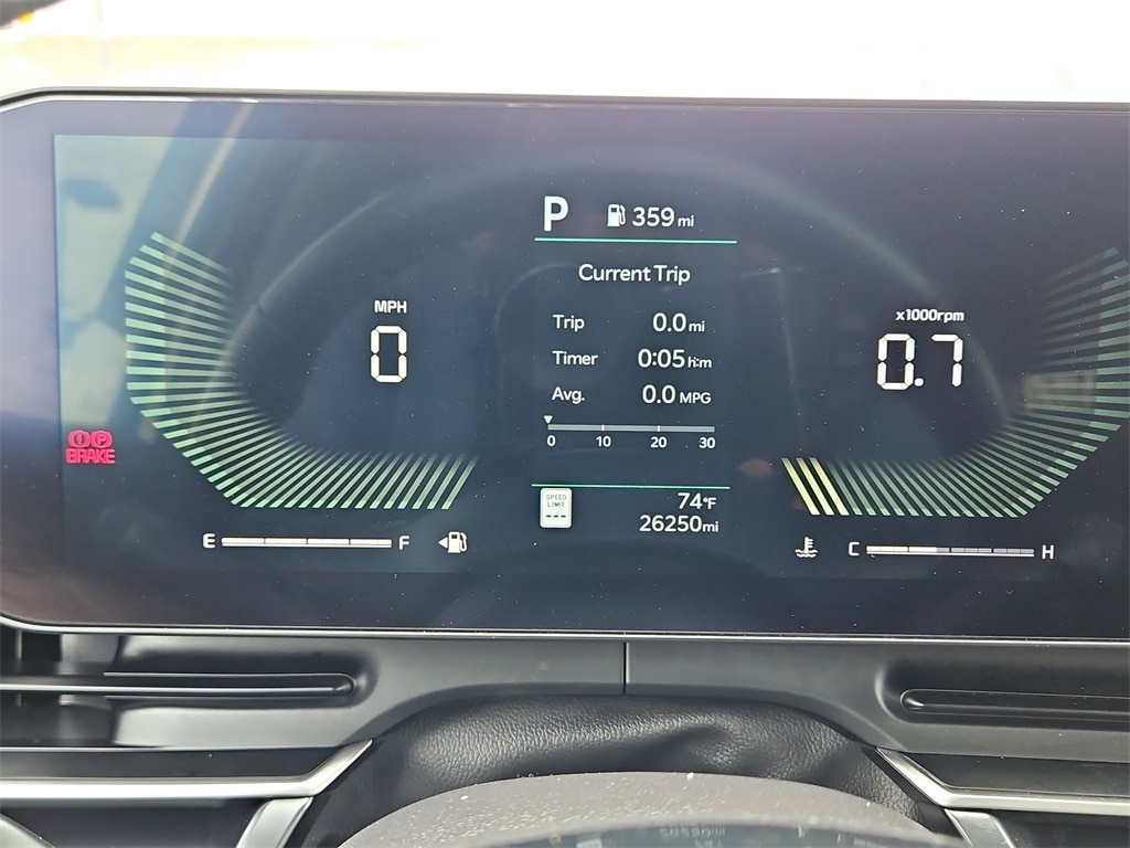 Thumbnail: 2025 Kia Carnival - 16