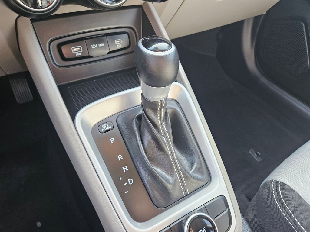 Thumbnail: 2025 Hyundai Venue - 29