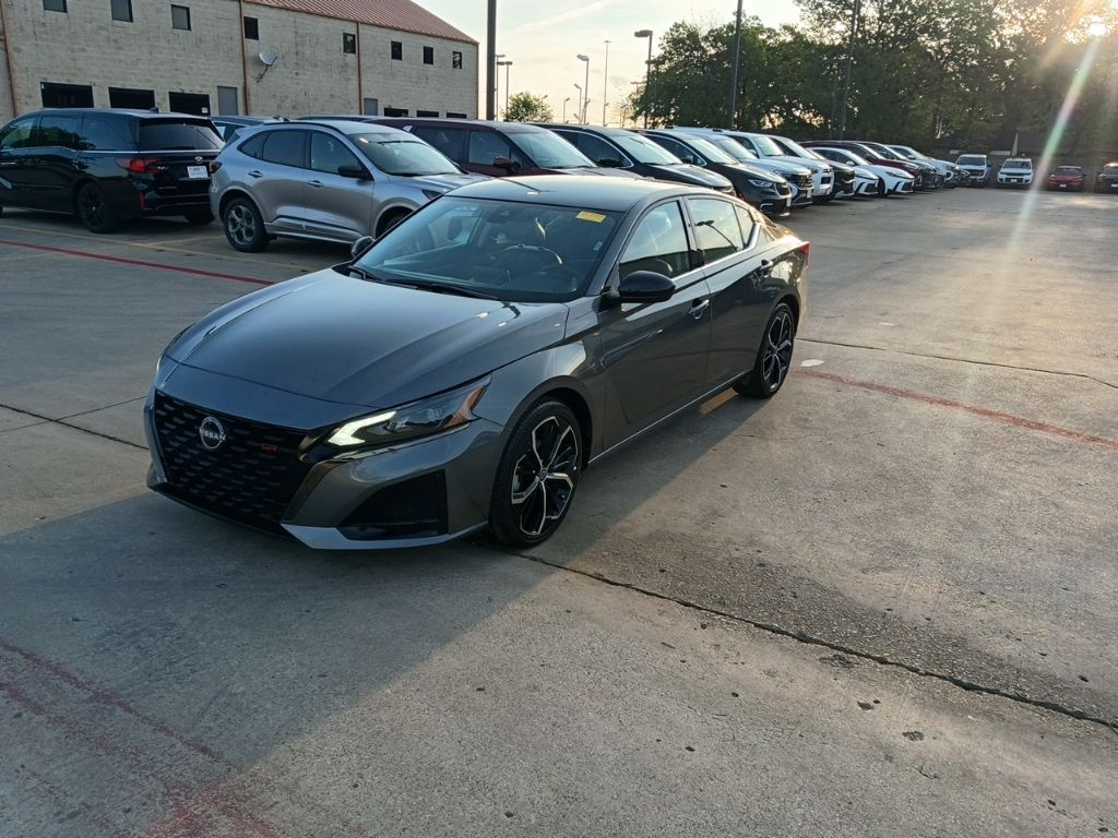 Thumbnail: 2025 Nissan Altima - 1