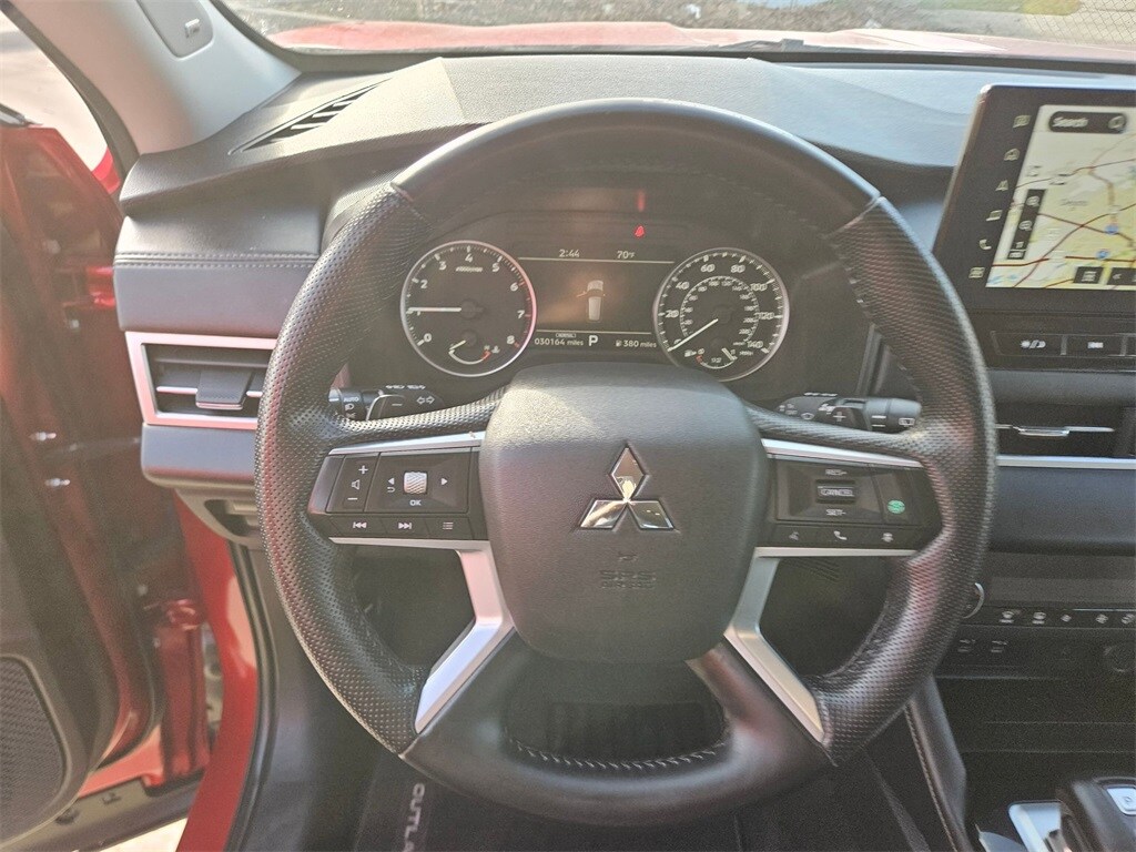 Thumbnail: 2025 Mitsubishi Outlander - 18