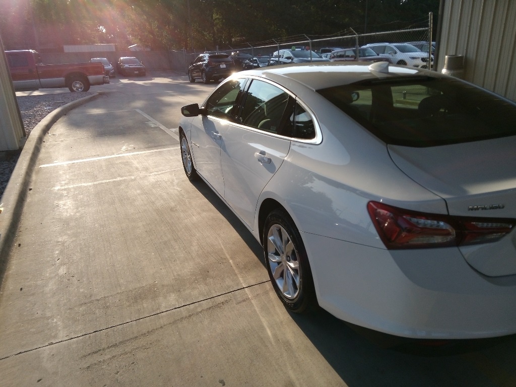 Used 2022 Chevrolet Malibu For Sale at AVIS Car Sales VIN