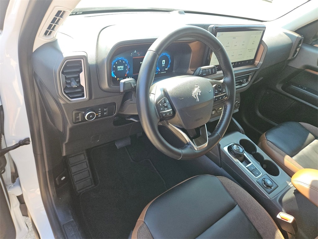 Thumbnail: 2025 Ford Bronco Sport - 15