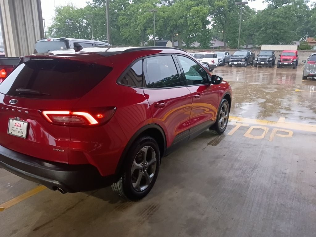 Thumbnail: 2025 Ford Escape - 7