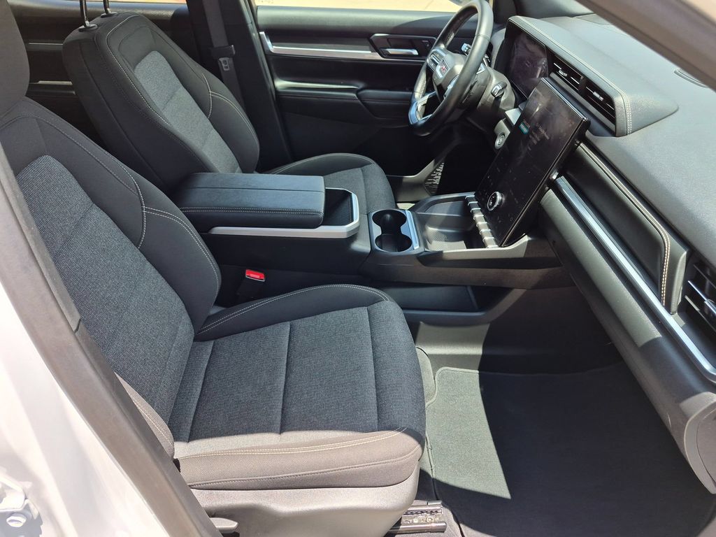 Thumbnail: 2025 GMC Terrain - 30