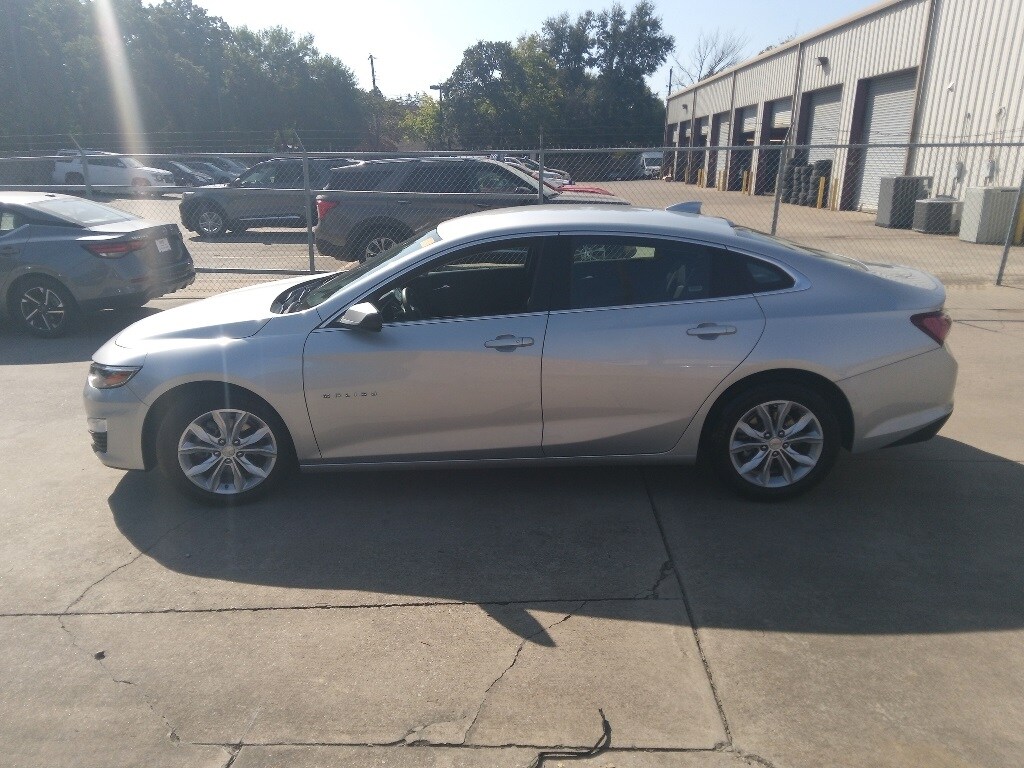 Used 2022 Chevrolet Malibu For Sale at AVIS Car Sales VIN