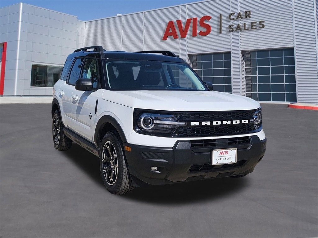 Thumbnail: 2025 Ford Bronco Sport - 3