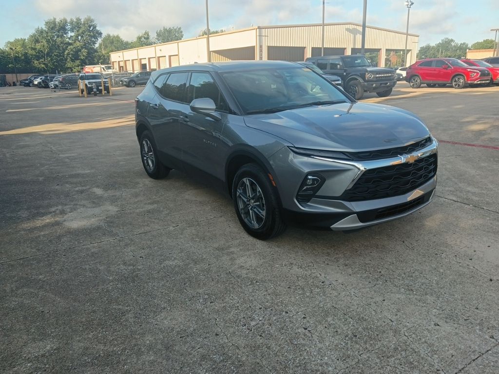 Thumbnail: 2025 Chevrolet Blazer - 6